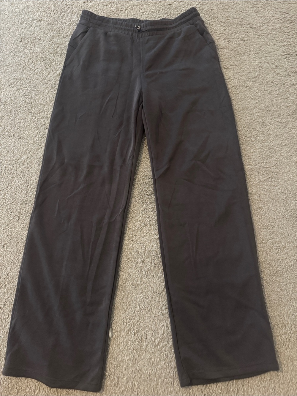 Amazon Wide-Leg Pull-On Pants in Charcoal